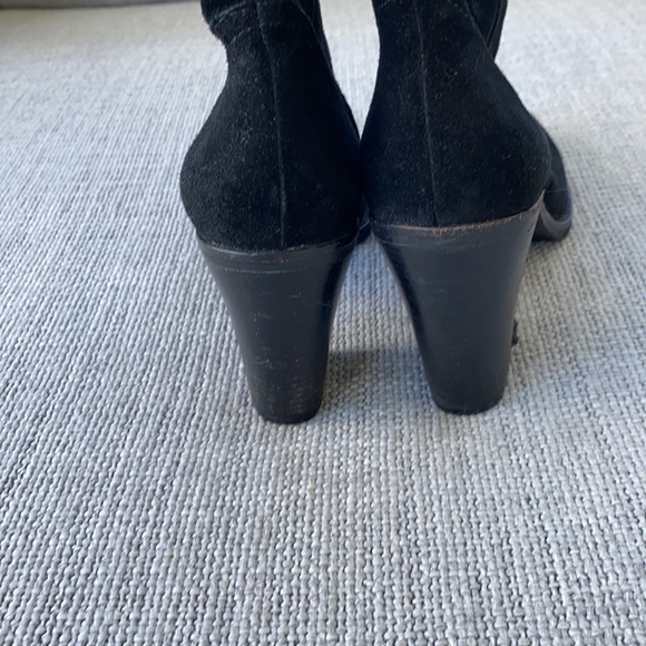 BCBG Suede Pull on Knee High Boots - Picture 7 of 11